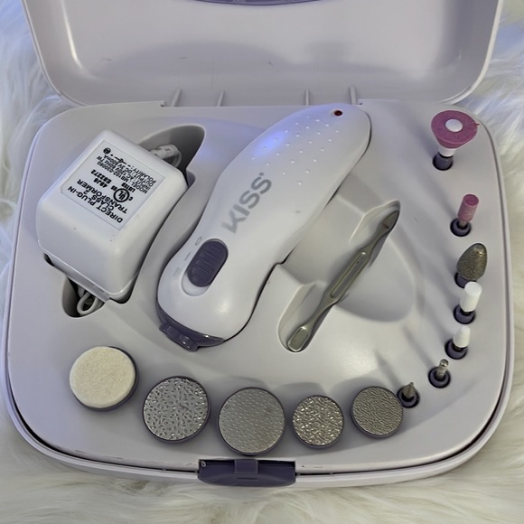 (Donated)Kiss Electric Nail Manicure Set - GUC - Picture 7 of 7